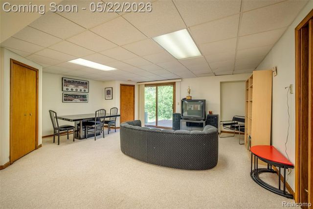 22130 River Ridge Trail, Farmington Hills, MI 48335