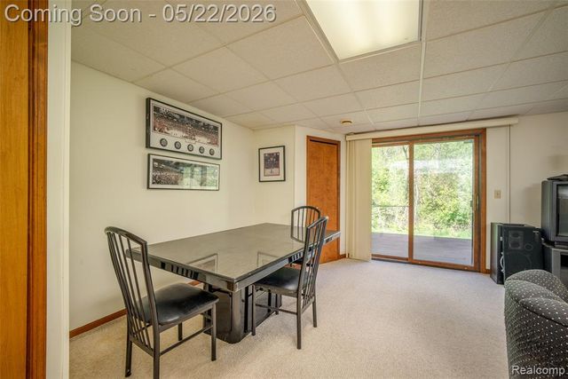 22130 River Ridge Trail, Farmington Hills, MI 48335