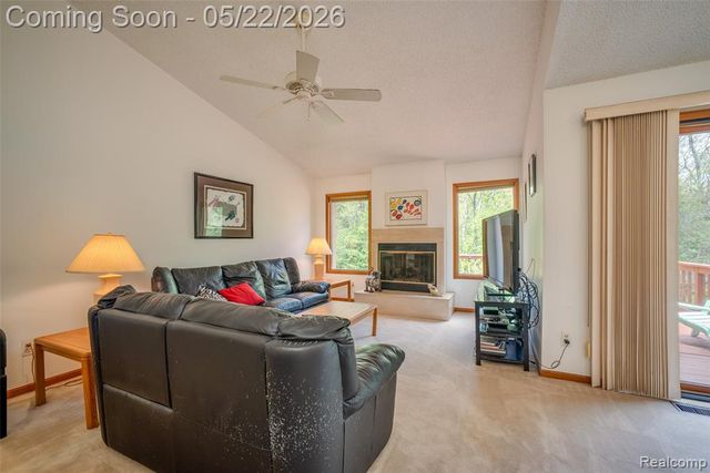 22130 River Ridge Trail, Farmington Hills, MI 48335