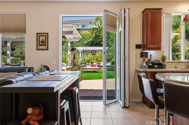 24085 Via Vista, Valencia, CA 91354