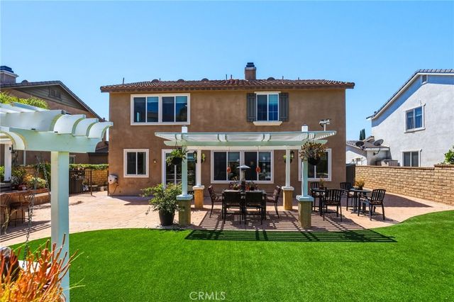 24085 Via Vista, Valencia, CA 91354
