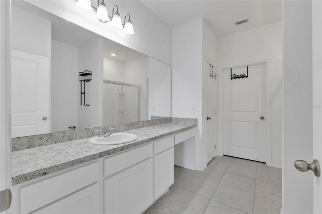 5860 BEEFMASTER ROAD, St Cloud, FL 34771