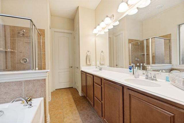 1547 Barksdale Drive, Lewisville, TX 75077