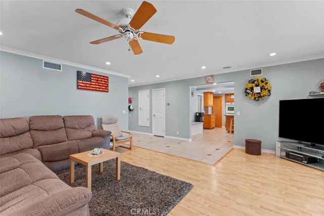 8762 St Andrews Avenue, Westminster, CA 92683