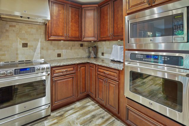 30 Wondering Point, Somerset, KY 42503