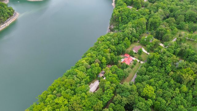 30 Wondering Point, Somerset, KY 42503