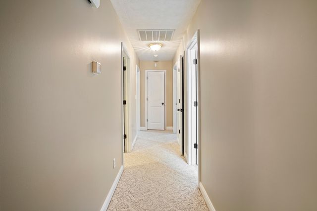 30 Wondering Point, Somerset, KY 42503