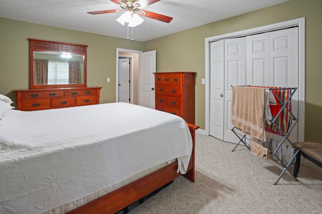 30 Wondering Point, Somerset, KY 42503