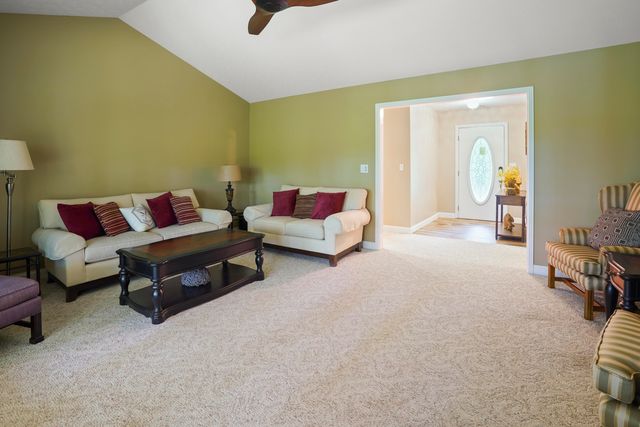 30 Wondering Point, Somerset, KY 42503
