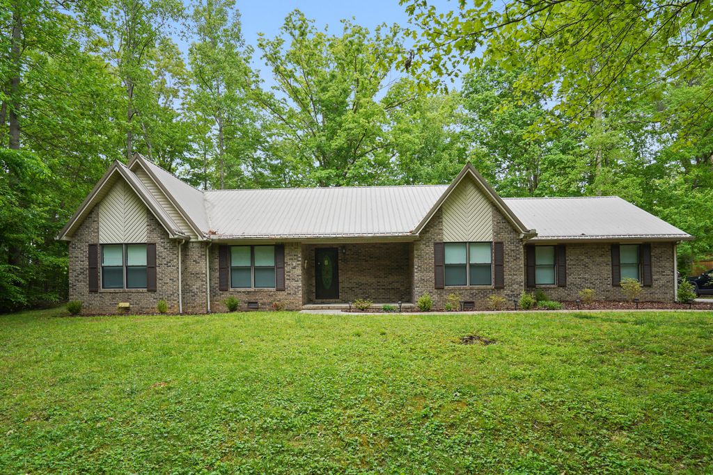 30 Wondering Point, Somerset, KY 42503