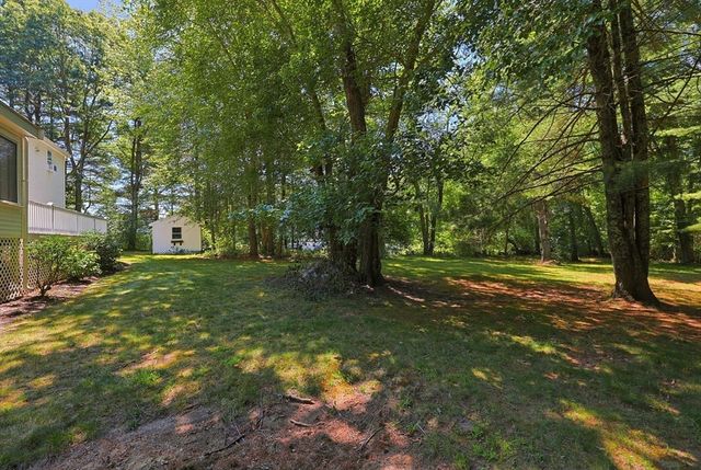 650 Crane Ave S, Taunton, MA 02780