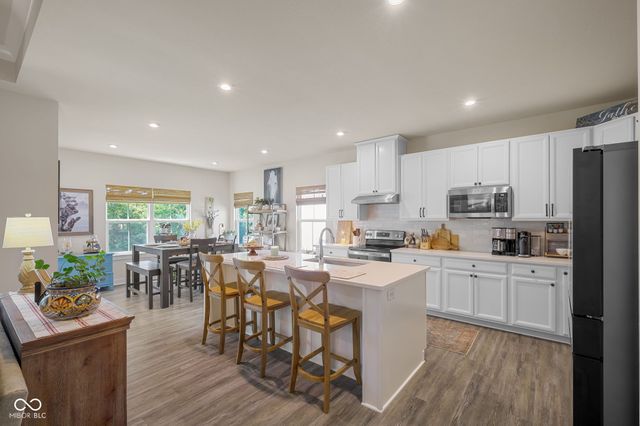 245 Bohicket Road, Whiteland, IN 46184