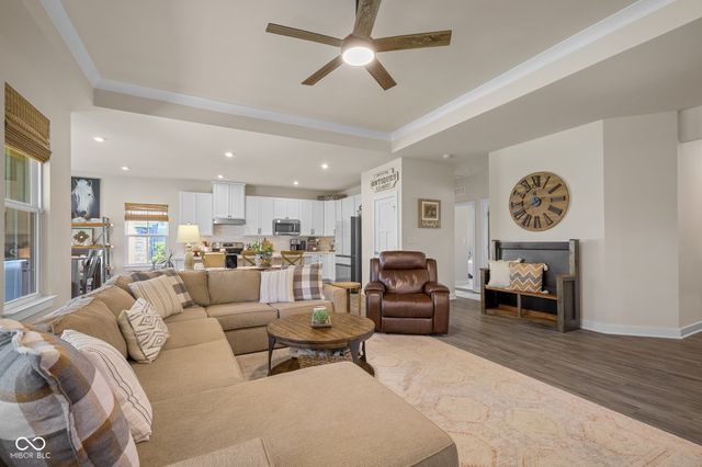 245 Bohicket Road, Whiteland, IN 46184