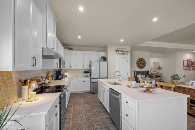 245 Bohicket Road, Whiteland, IN 46184