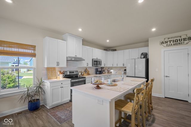 245 Bohicket Road, Whiteland, IN 46184