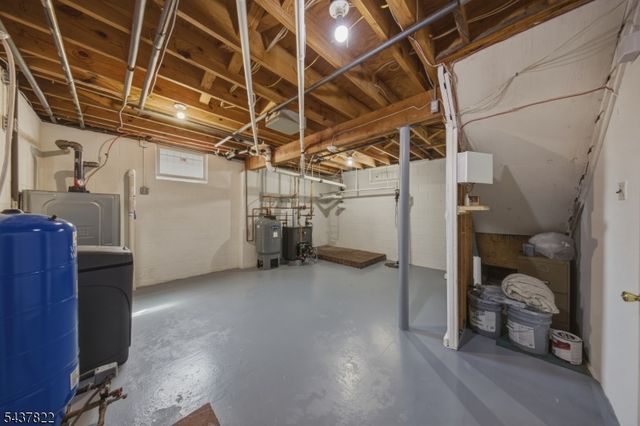 51 Zinnia Dr, Vernon Twp., NJ 07418
