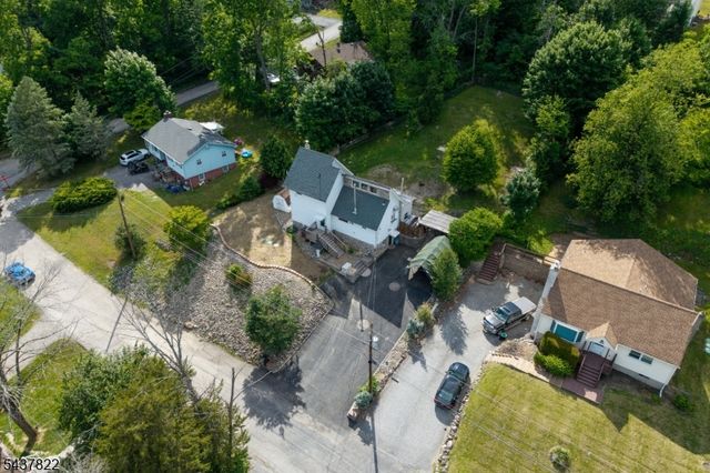 51 Zinnia Dr, Vernon Twp., NJ 07418