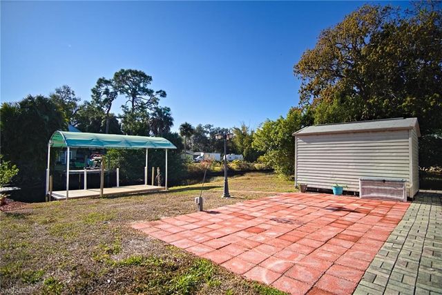 1930 Indian Creek DR, North Fort Myers, FL 33917
