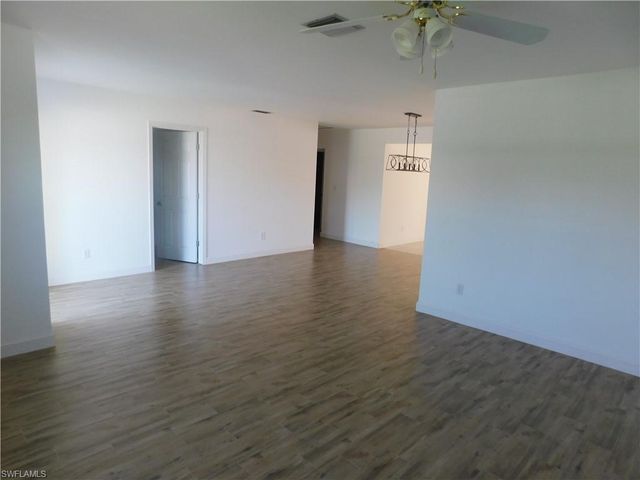 1930 Indian Creek DR, North Fort Myers, FL 33917