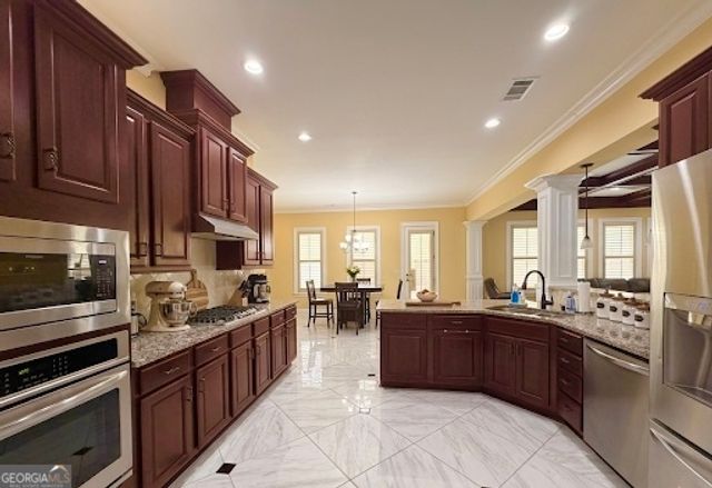 332 Warwick Place, Mcdonough, GA 30253