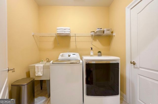 332 Warwick Place, Mcdonough, GA 30253