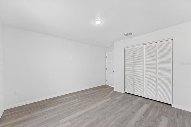 12 MALAUKA PASS, Ocklawaha, FL 32179