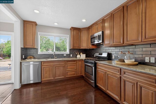 4092 Nulty Dr, Concord, CA 94521