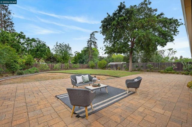 4092 Nulty Dr, Concord, CA 94521