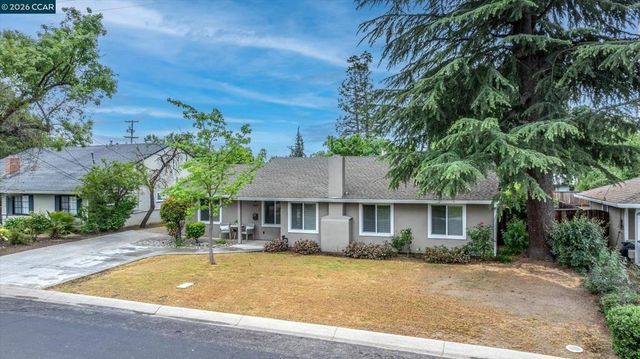 4092 Nulty Dr, Concord, CA 94521