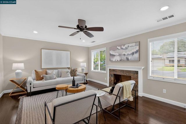 4092 Nulty Dr, Concord, CA 94521