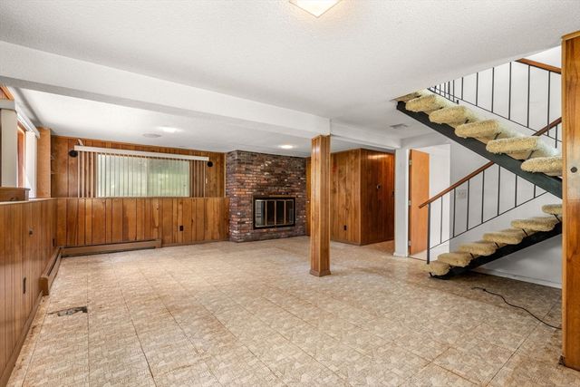 20 Hunt Road, Sudbury, MA 01776