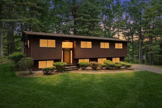 20 Hunt Road, Sudbury, MA 01776