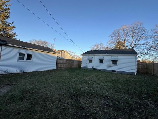 2028 Prairie Avenue, Beloit, WI 53511