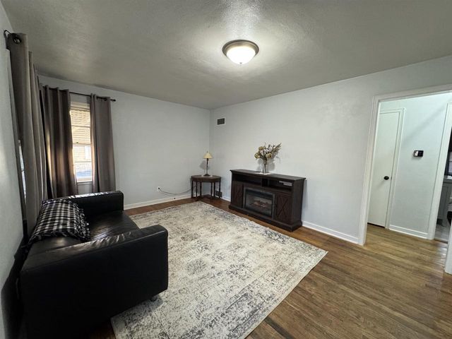 2028 Prairie Avenue, Beloit, WI 53511