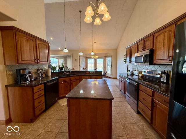 6483 N Private Road 310 W, Brazil, IN 47834