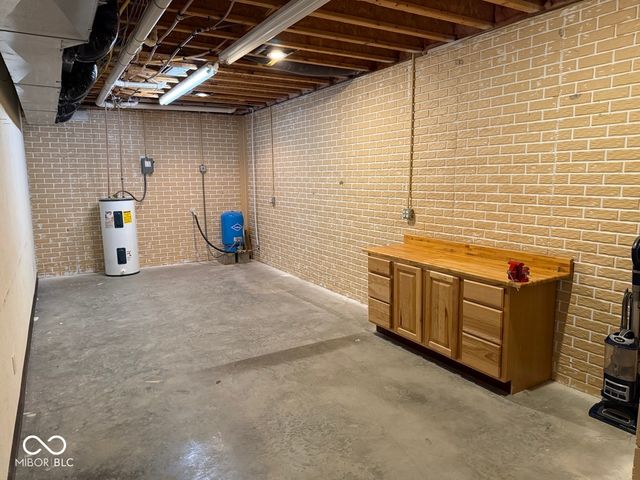 6483 N Private Road 310 W, Brazil, IN 47834