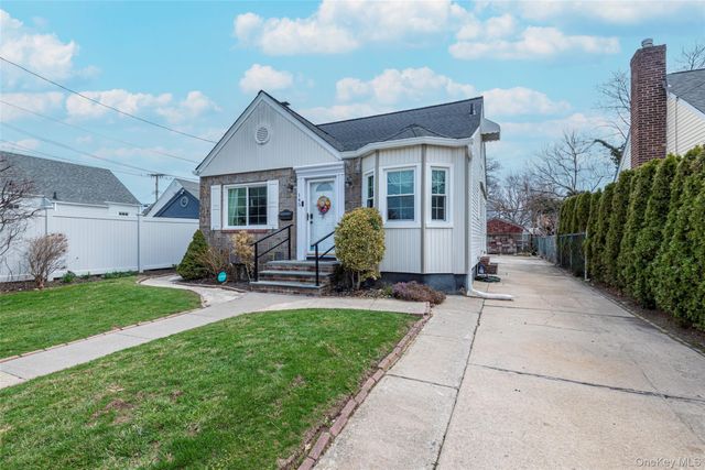 145 Jacob Street, Elmont, NY 11003