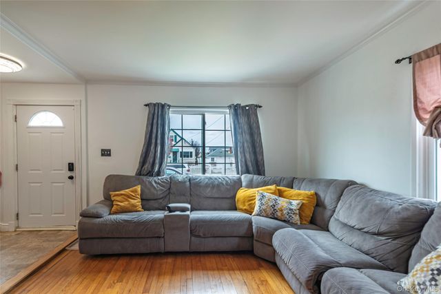 145 Jacob Street, Elmont, NY 11003