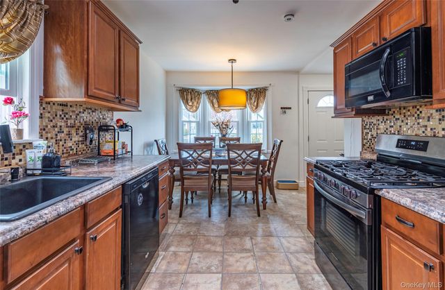 145 Jacob Street, Elmont, NY 11003