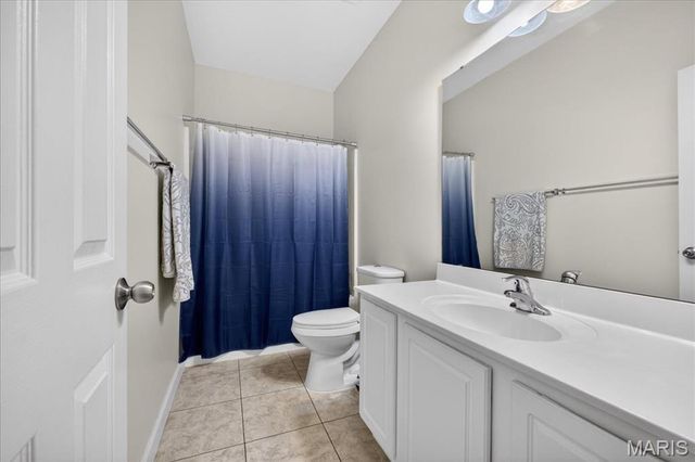 1020 Morgan Meadow Drive, Wentzville, MO 63385