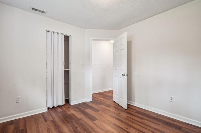 2315 Hiawatha Park Drive, Columbus, OH 43211
