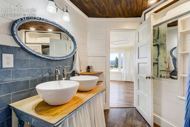 405 N Baldwin Street, Woodland Park, CO 80863