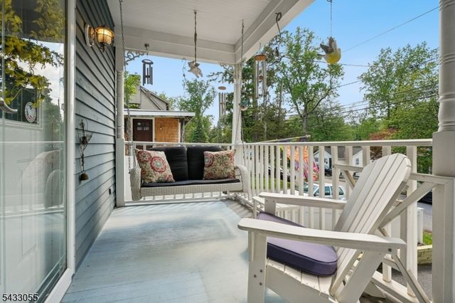 11 Lake Trail East, Wayne Twp., NJ 07470