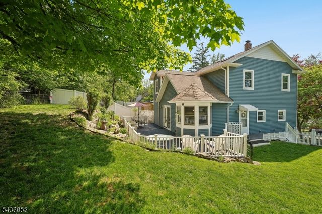 11 Lake Trail East, Wayne Twp., NJ 07470