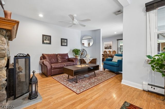 11 Lake Trail East, Wayne Twp., NJ 07470