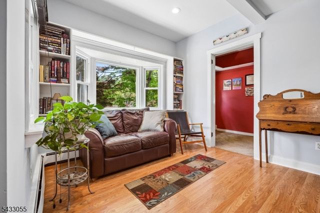 11 Lake Trail East, Wayne Twp., NJ 07470