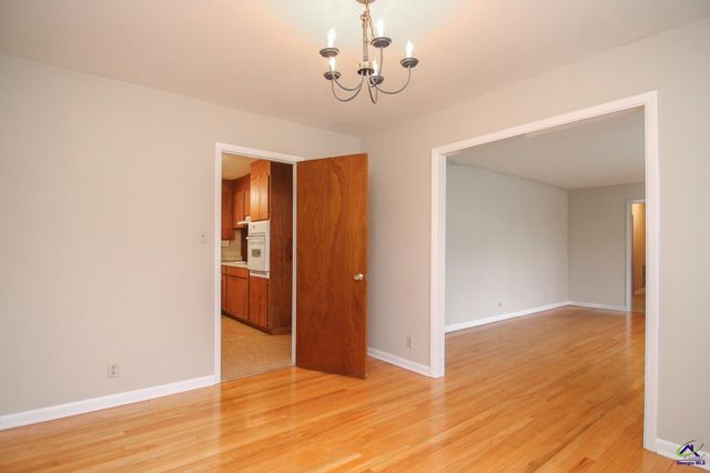135 Carterwoods Drive, Warner Robins, GA 31093