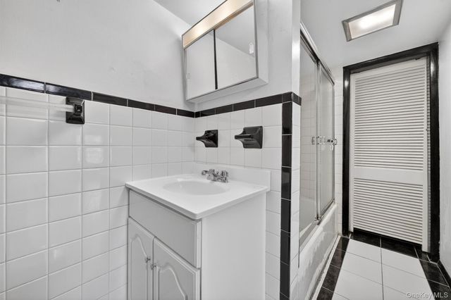 5 Bedford Lane, Thiells, NY 10984