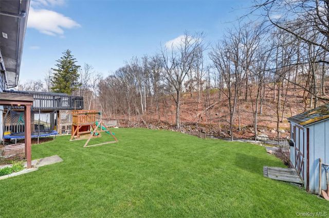 5 Bedford Lane, Thiells, NY 10984