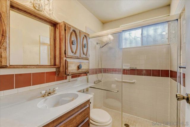 7832 Hunthaven Rd, San Diego, CA 92114